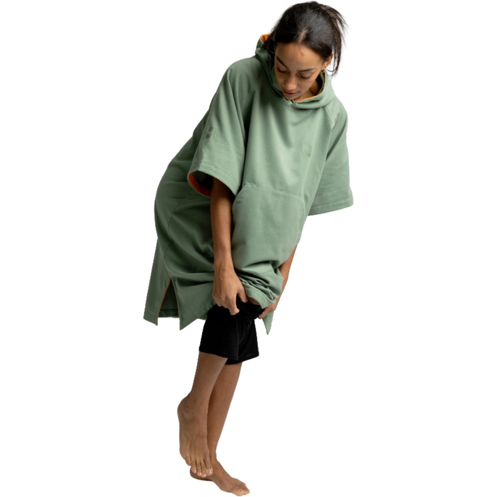 2026 Red Paddle Co Quickdry Microfibre Change Robe 002-009-006-QMCR - Sage Green